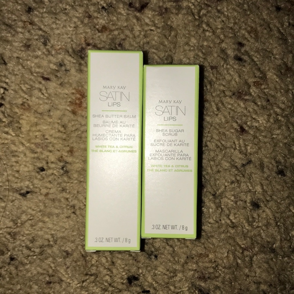 Satin lips